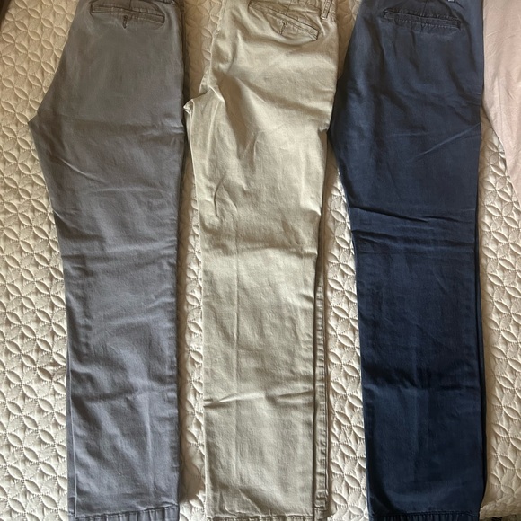 6 Banana Republic and Goodthreads khakis, 1 pair of jeans. 31x30 or 32x30 - Picture 2 of 7